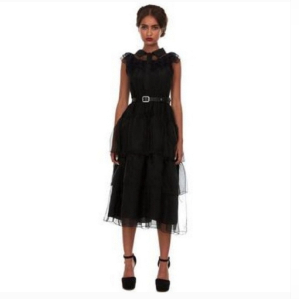 NWT‎ Adult Gothic Schoolgirl Costume Adult Size Small or 2 / 4